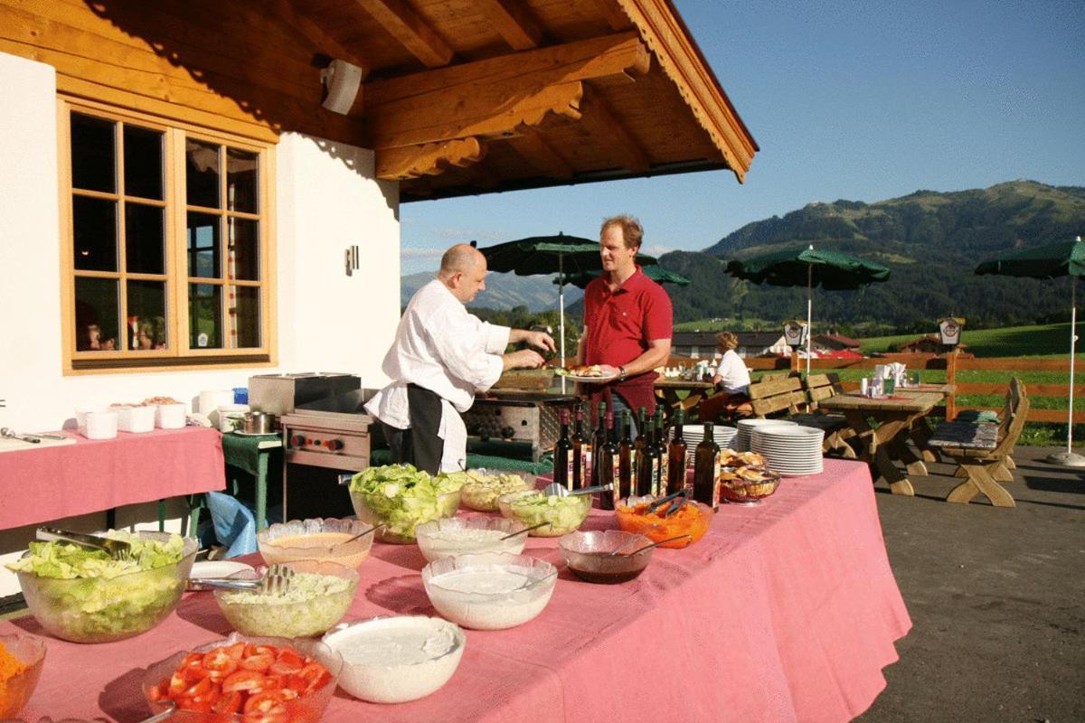 Hotel Hubertus mit Erlebnislandgasthof Reitherwirt Kitzbühel Exterior foto