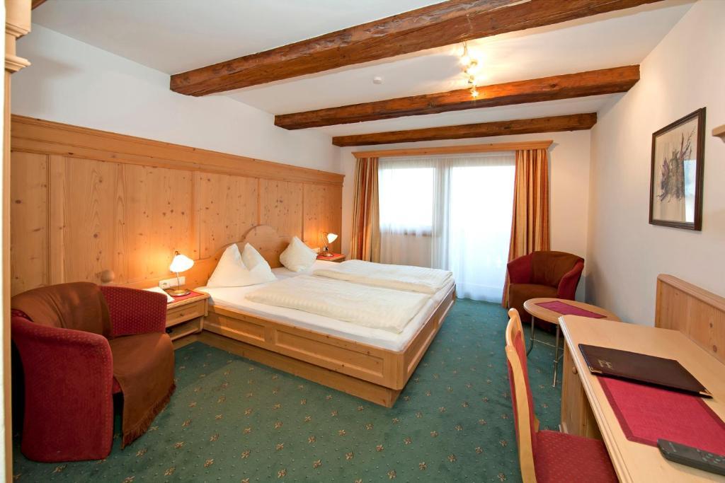 Hotel Hubertus mit Erlebnislandgasthof Reitherwirt Kitzbühel Zimmer foto