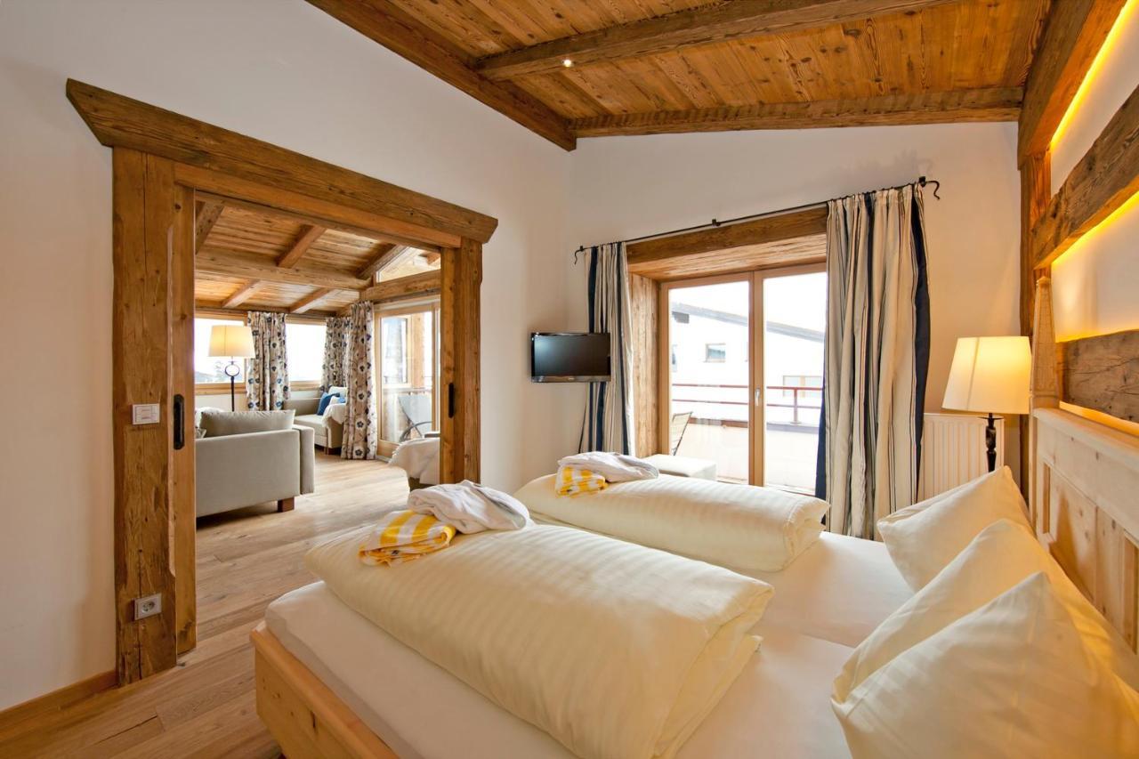 Hotel Hubertus mit Erlebnislandgasthof Reitherwirt Kitzbühel Exterior foto